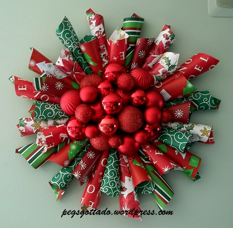  DIY  Christmas  paper  wreath pegsgottado